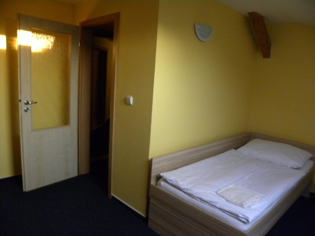 Penzion Dmz Ostrava Room photo